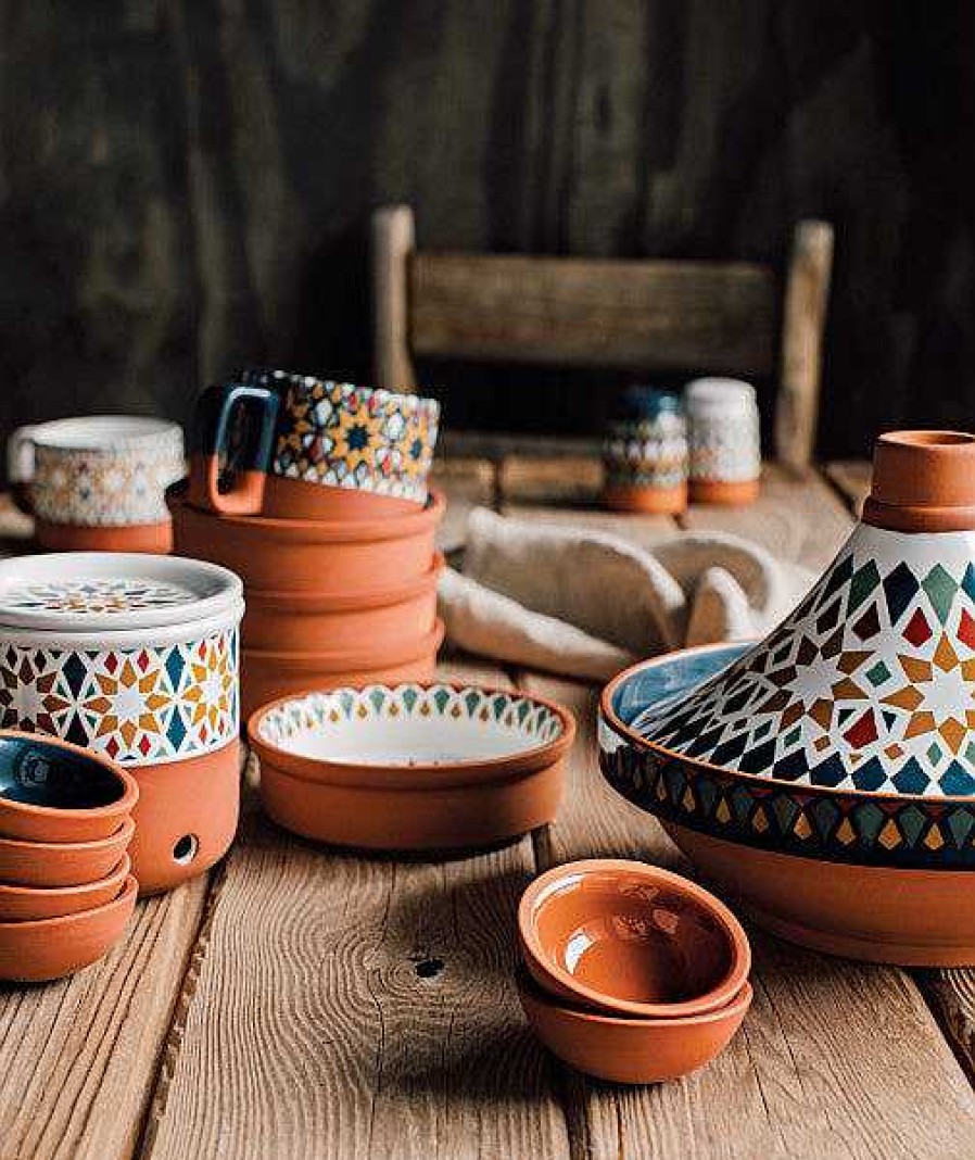 Kitchen Relish Decor | Terracotta Garlic Keeper - Kaleidoscope