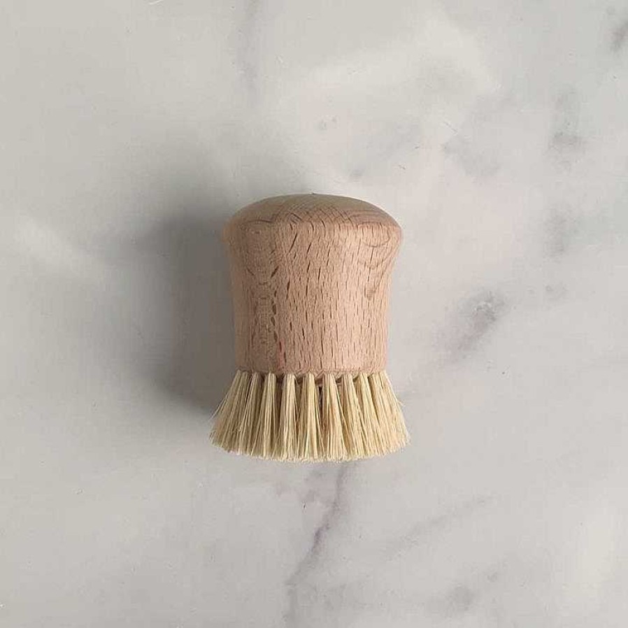 Kitchen Relish Decor | Beechwood Brush 3 In