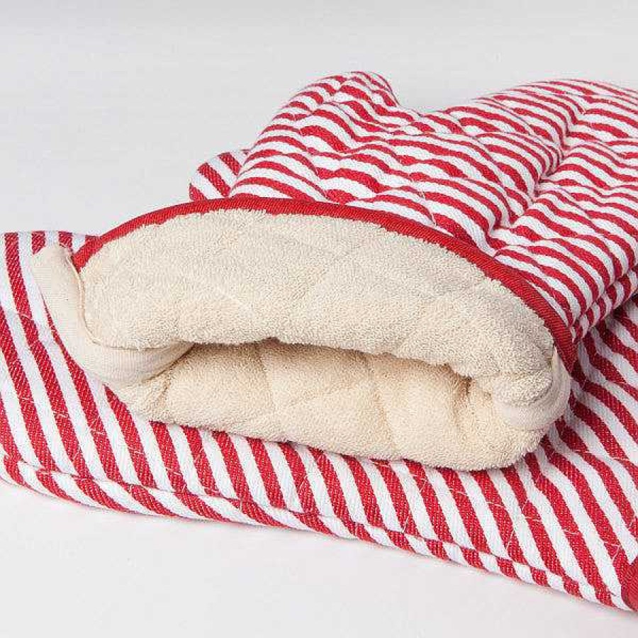 Kitchen Relish Decor | Pot Holder Oven Mitt Set - Pinstripe Red