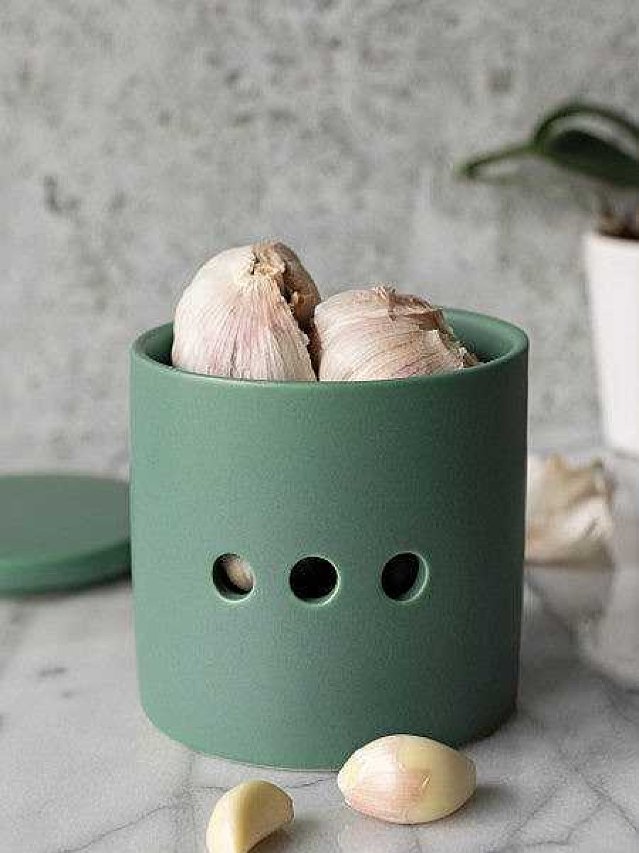 Kitchen Relish Decor | Garlic Keeper - Elm Green