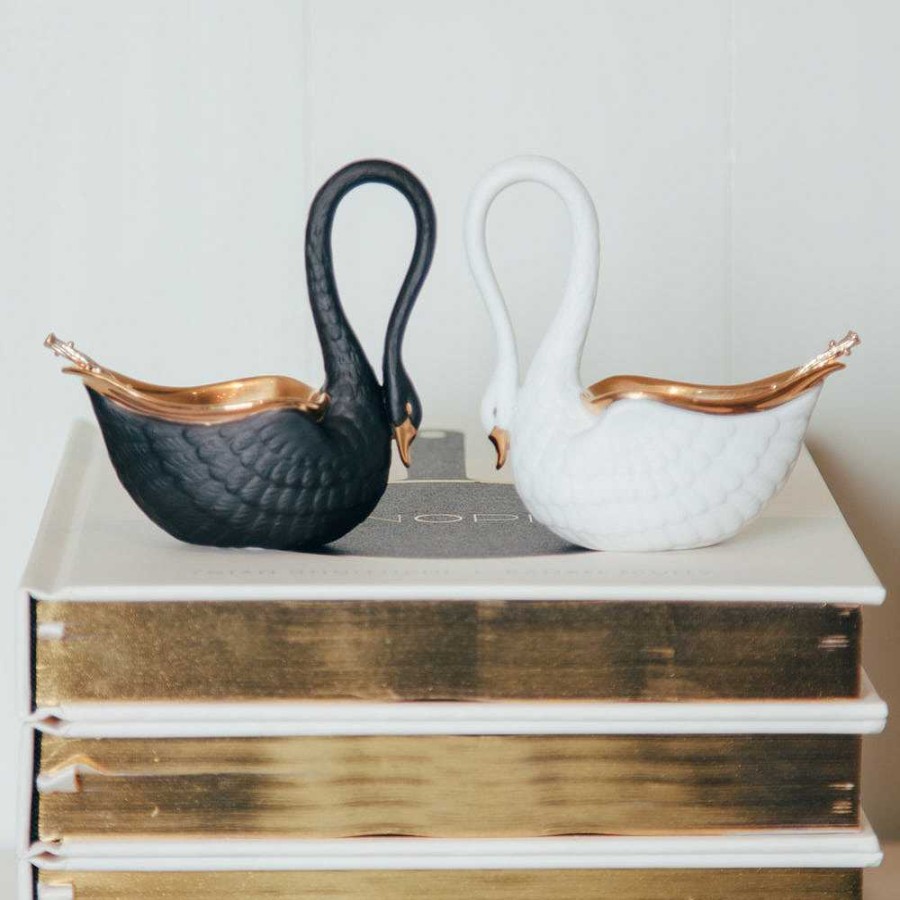 Table Relish Decor | Swan Salt Cellar & Spoon - Black